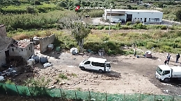 Ficarazzi, la conceria che sotterrava i resti degli animali vicino al fiume