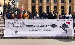 I ristoratori  siciliani tornano in piazza: flash mob nei luoghi di Montalbano