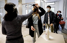 Sicilia, la scuola al 100% non convince Regione e sindacati: «Rischi troppo alti»