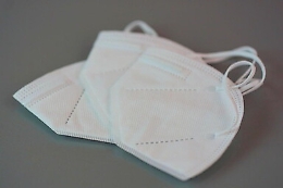 Sileri su mascherine al chiuso: «Prevista una proroga ma l'estate sarà senza»