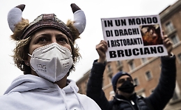 I ribelli del coprifuoco, il movimento IoApro: «Faremo a modo nostro»