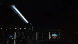 Il fulmine colpisce in pieno dell'aereo sopra Panama