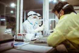 Covid, l'Italia vede la luce in fondo al tunnel: rt a 0,78 e tutte le regioni a rischio basso