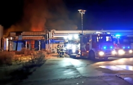 Marsala, incendio doloso distrugge storico chiosco di un “panellaro”