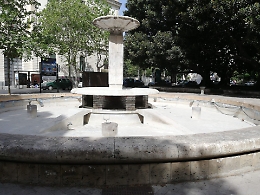 Catania: fontana di Piazza S. M di Gesù, a secco da più di una settimana