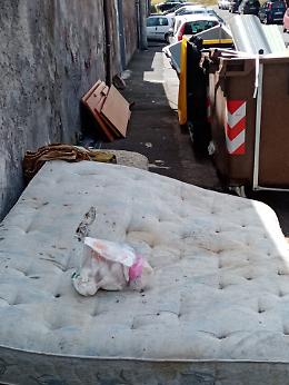 Catania: "Si può tollerare ancora uno scempio del genere?"