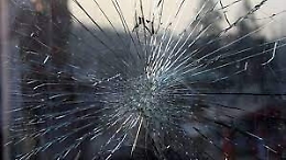 Caltanissetta:  gli vietano ingresso al supermercato senza la mascherina, reagisce con una sassaiola