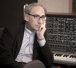 Battiato, da "Cuccurucucu" a "La cura": i suoi versi cult