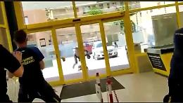 Momenti di paura in un supermercato a Caltanissetta