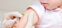 Vaccinare i più piccoli sì o no? Tante domande e pochi dati