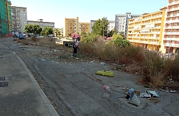 Fontanelle, operai Esa eliminano le erbacce ma ora serve una bonifica dei rifiuti