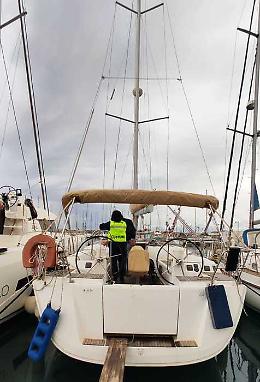 Contrabbando, dissequestrata barca a vela delle Isole Cook a Termini Imerese
