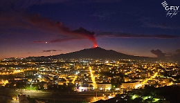 Eruzione Etna. Nuovo parossismo: le foto dei nostri lettori