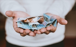 Famiglie più povere con il Covid in Sicilia: dalla Regione 6 mln di fondi per 32 Comuni