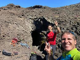 Scoperta una nuova "Grotta del Gelo" sull'Etna