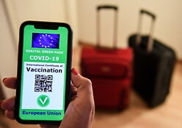 Arriva il Dpcm sul Green Pass. Scontro sullo stato d'emergenza