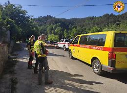 La scelta della famiglia di vivere nei boschi: "Non volevamo sfruttare né essere sfruttati"