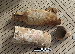 Tre anfore antiche e integre recuperate nel mare di Filicudi