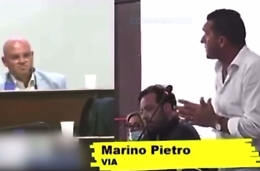 Mazara del Vallo, il delirio del consigliere comunale: «I comunisti mangiano i bambini»