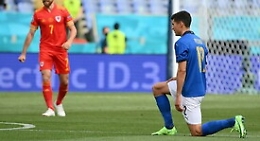 Azzurri non si inginocchieranno per il Black Lives Matter, dalla Figc nessuna richiesta