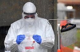 Allarme in Italia per la variante Delta. Locatelli: «E' la più contagiosa. Non basta una sola dose di vaccino»