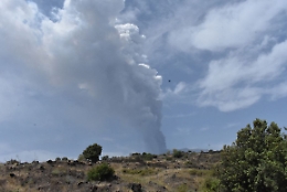 Cenere dell'Etna, polmoni a rischio