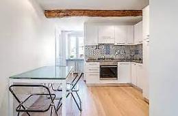 Un italiano su 3 cerca case vacanze on line, ecco come evitare le truffe