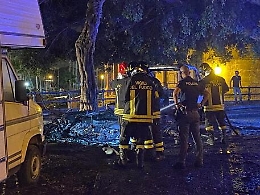 Esplode un camper in Piazza Marina, forse per colpa di una bombola