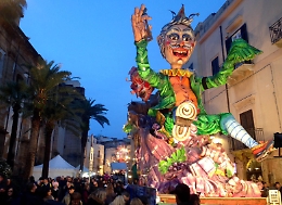 Bimbo morto al Carnevale di Sciacca, tre a giudizio compreso il padre