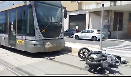 Messina, scooter contro un'auto: muore un ventenne