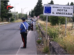 Motta S. Anastasia, picchia i genitori: 39enne finisce in carcere