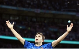 Dai gol di Riva e Anastasi alle parate di ToldO e il "cucchiaio" di Totti: per l'Italia è la quarta finale europea