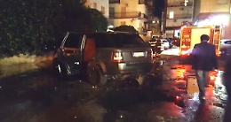Diede fuoco all'auto del sindaco di Siracusa, arrestato parcheggiatore abusivo