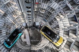 Svolta Ue, stop alla vendita di automobili a benzina dal 2035