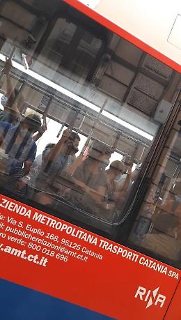 Catania: viaggiare sull'AMT al tempo della pandemia