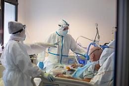 Covid, boom di contagi in provincia di Ragusa. Il sindaco: «Più tamponi rapidi»