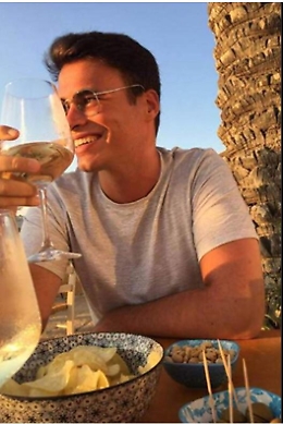 Studente carbonizzato, ipotesi suicidio o omicidio. Attesa l'autopsia