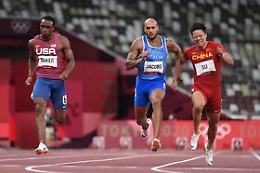 Tokyo, Italia d'oro nei 100 metri con Marcell Jacobs