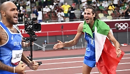 Olimpiadi, 2 ori azzurri in 10 minuti: Jacobs e Tamberi scrivono la storia dello sport italiano
