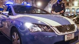 Rimprovera la figlia e si scontra con l'ex moglie