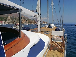 Rischio naufragio a Stromboli per veliero appartenuto a Ranieri di Monaco