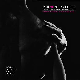 Il Med photo fest 2021 celebra le donne e l'umanit&agrave;