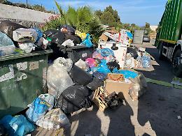 Le Eolie "scoppiano" di spazzatura,  solo Salina isola felice