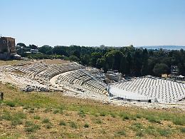 Omaggio a Dante nel Teatro greco di Siracusa