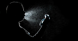 Due prima dei sintomi e tre dopo: ecco i 5 giorni in cui un positivo al Covid è più contagioso