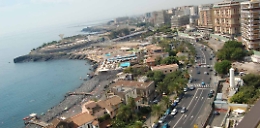 Il ministro Cingolani: «Fra 60 anni le città costiere non ci saranno più». Ecco di quanto si alzerà il mare