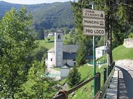 La comunità Lgbt in soccorso del comune più piccolo d'Italia