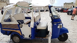 Palermo, motocarrozzetta si ribalta durante giro turistico: medicati in 4