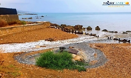 Con le prime piogge scoppiano le fogne