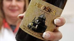 La "scalata" del Prosek al Prosecco, produttori italiani sul piede di guerra